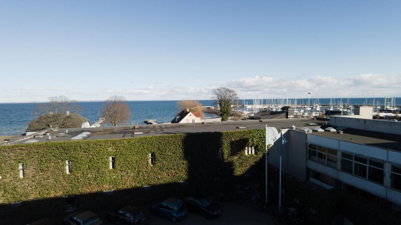 Hotel Marina Vedbaek Exterior photo